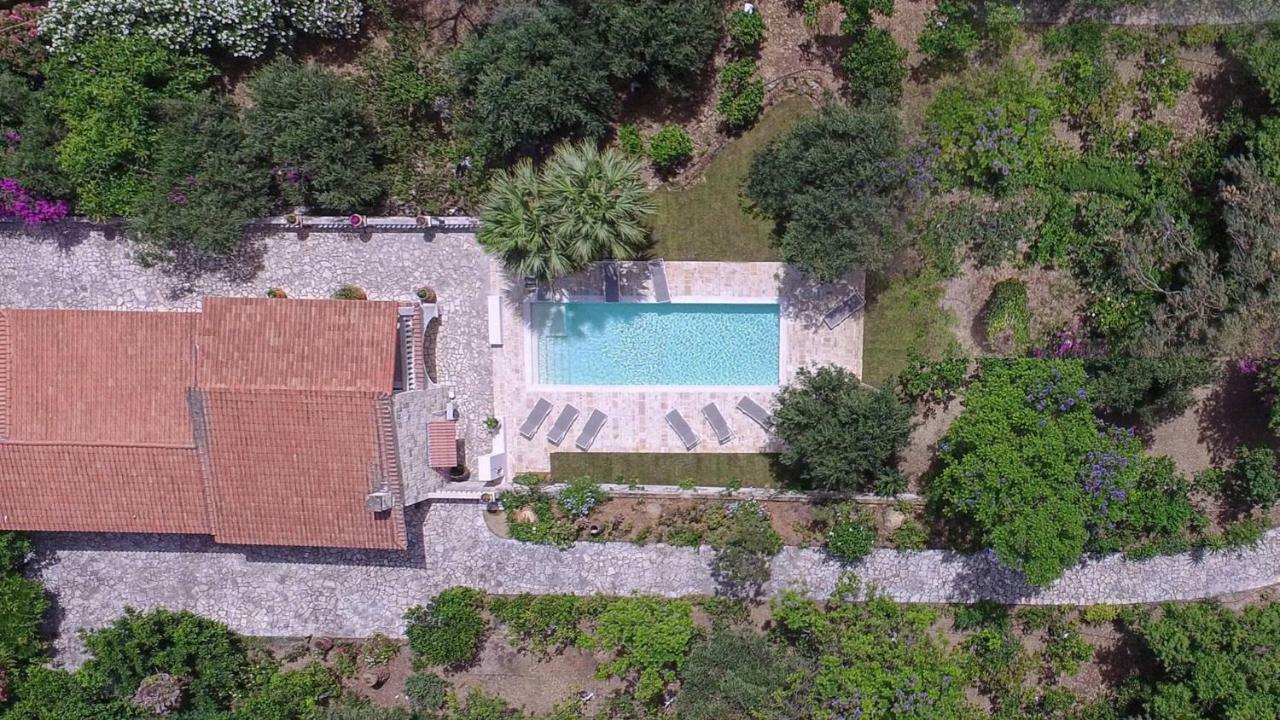 בניטסס Ionian Garden Villas - Villa Pietra מראה חיצוני תמונה